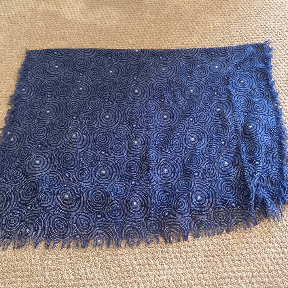Blue and white scarf